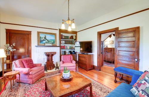 Bristol House | 3 Mi to South Holston Lake Home with Mtn Views