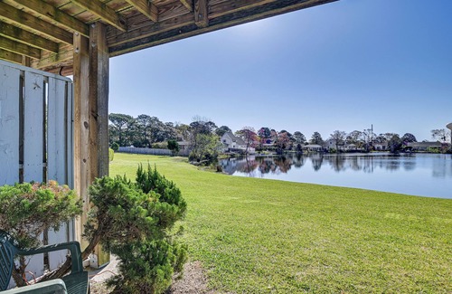 Myrtle Beach Apartment | 3 Mi to Surfside Beach & Pier: Townhome w/Balcony