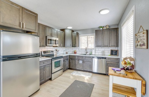 Rocky Mount House | 3 Mi to the Lake: Rocky Mount Home w/Water Views!
