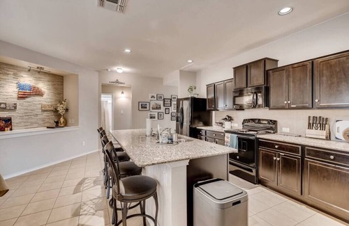 Solana Ridge House | 3 miles from Lackland BMT. Comfy home perfect for your stay. Mins to Sea World.