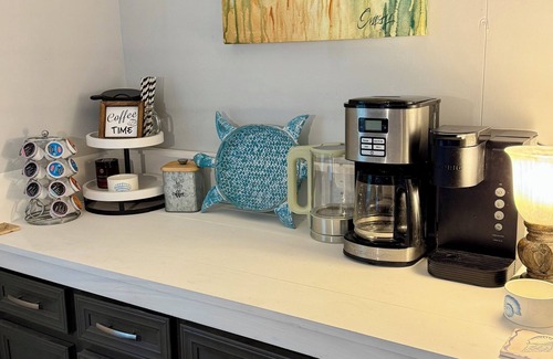 Hampstead House | 3 Miles from Surf City Beaches & Pet Friendly