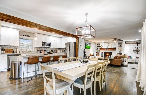 Smyrna House | 3 Miles to Braves + Pickleball + Fire pit + EV charger