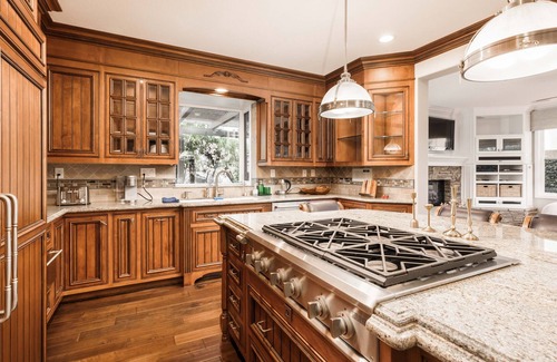 Tustin Villa | 3 Milliion USD Villa 10Miles to Disneyland, Hottub