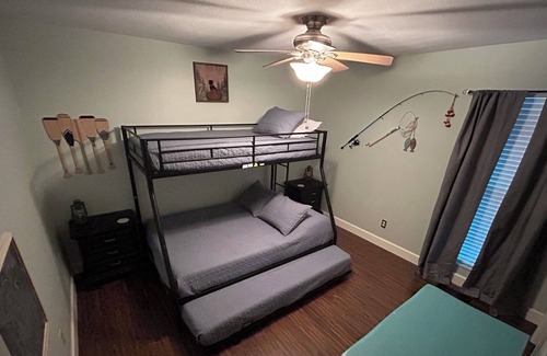 Andersonville House | 3 Min To Beautiful Norris Lake & Huge Game Room. Vacationrentalnorrislake.com