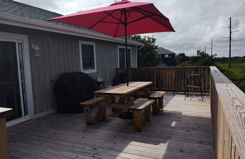 South Nags Head House | 3 MIN. WALK TO THE BEACH! South Nags Head