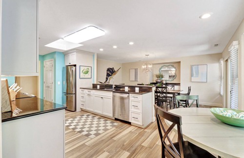 Sea Pines House | 3 Min Walk to Beach, Spacious & Inviting, Private Pool & Spa