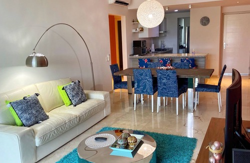 Boegoeroei Apartment | 3 minutes drive away from Eagle Beach. Beautiful Apt 2 bed & 2 bath.