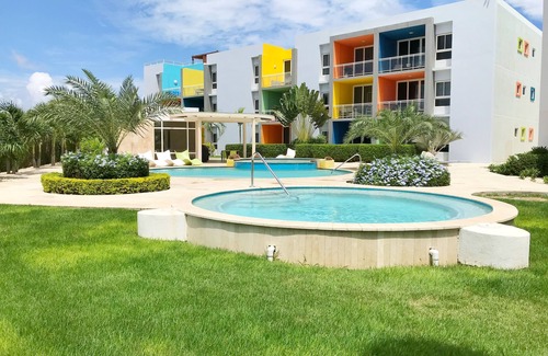 Boegoeroei Apartment | 3 minutes drive away from Eagle Beach. Beautiful Apt 2 bed & 2 bath.