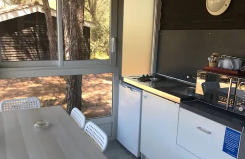 Aubais Ski Chalet | 3 Person Danish Chalet - La Villa Vicha