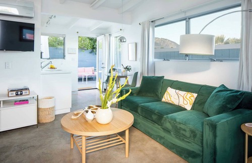 Tahquitz River Estates Cottage | 3 Private 1 Bedroom Units at The Wesley! Sleeps 12!