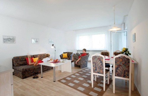Bad Duerrheim Apartment | 3-room apartment about 75m² - park view at the spa