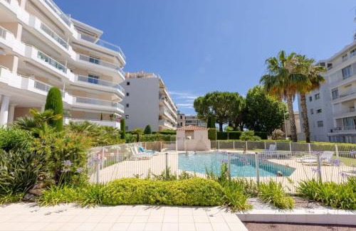 Pointe Croisette Apartment | 3-Room Apartment in Prestigious Residence