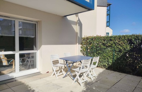 Arzon Apartment | 3-room apartment on the ground floor for rent