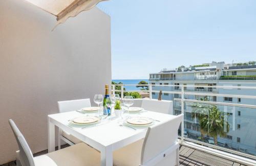 Pointe Croisette Apartment | 3-Room Luxury Apartment with Pool and Sea View Steps from the Beach