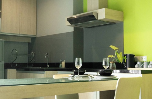 Su Thep Hotel | 3 Season
