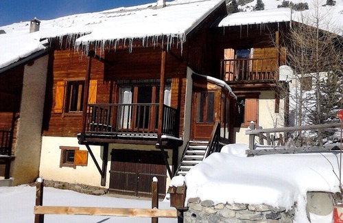 Molines-en-Queyras Ski Chalet | 3* south-facing chalet 120 m² 9 pers downhill skiing at 800 m + cross-country skiing at 200m