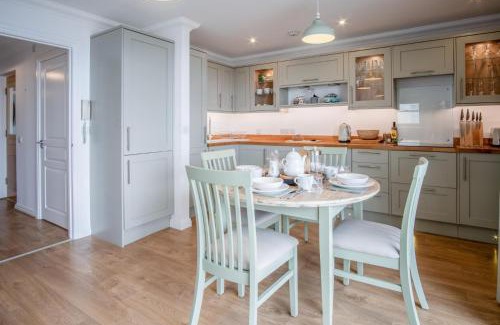 Little Haven Apartment | 3 St Brides Bay View - 3 Bedroom - Broad Haven