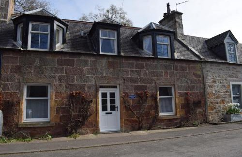 Dornoch House | 3 St Gilbert Street