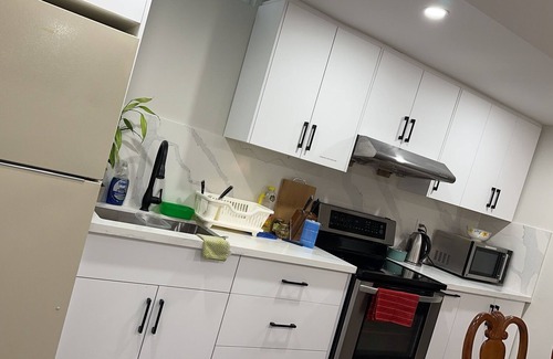 Central Erin Mills Apartment | 3 Star Basement Apartments in Mississauga