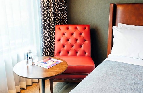 Golden Hotel | 3-Star Hotel ∙ Origin Red Rocks, a Wyndham Hotel