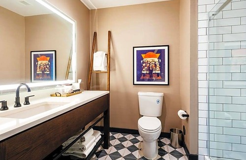 Golden Hotel | 3-Star Hotel ∙ Origin Red Rocks, a Wyndham Hotel