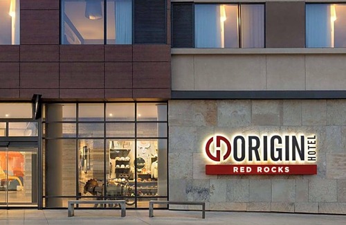 Golden Hotel | 3-Star Hotel ∙ Origin Red Rocks, a Wyndham Hotel