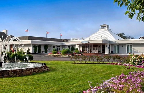 Hyannis Hotel | 3-Star Hotel ∙ Cape Codder Resort & Spa