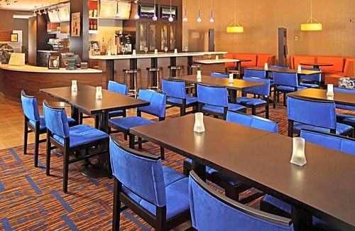 Harbor East Hotel | 3-Star Hotel ∙ Courtyard by Marriott Baltimore Downtown/Inner Harbor