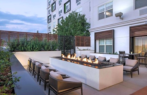 Gateway Hotel | 3-Star Hotel ∙ Courtyard Denver Airport at Gateway Park