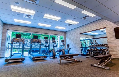 Lenox Hotel | 3-Star Hotel ∙ Courtyard by Marriott Lenox Berkshires