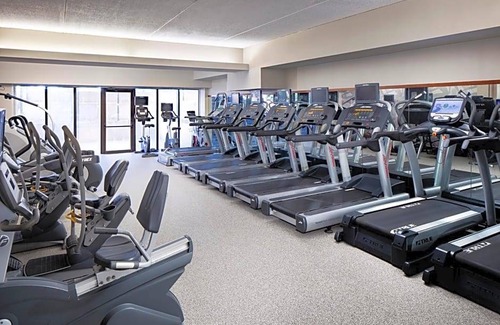 Nashua Hotel | 3-Star Hotel ∙ DoubleTree by Hilton Nashua