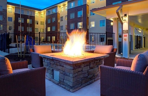 Broomfield Hotel | 3-Star Hotel ∙ Fairfield Inn & Suites by Marriott Boulder Broomfield/Interlocken