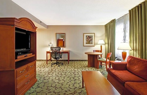 Thornhill Hotel | 3-Star Hotel ∙ Hilton Garden Inn Toronto/Markham