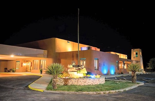 Taos Hotel | 3-Star Hotel ∙ Hotel Don Fernando De Taos, Tapestry Collection By Hilton