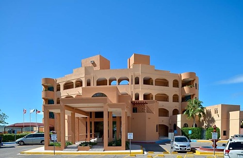 Villas California Hotel | 3-Star Hotel ∙ Sea of Cortez Beach Club