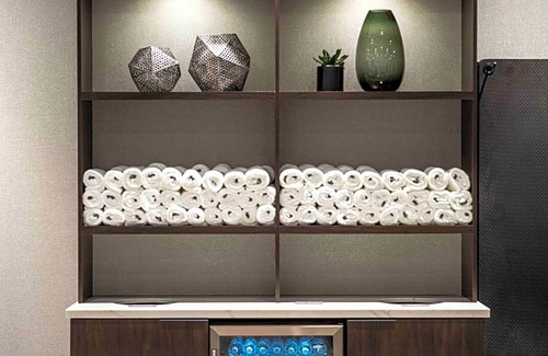 Harrison Lenox Hotel | 3-Star Hotel ∙ Residence Inn Boston Downtown/South End
