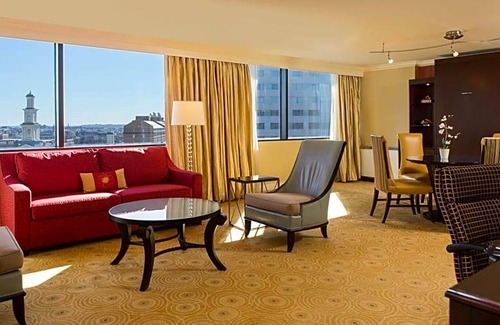 Downtown West Hotel | 3-Star Hotel ∙ Baltimore Marriott Inner Harbor at Camden Yards