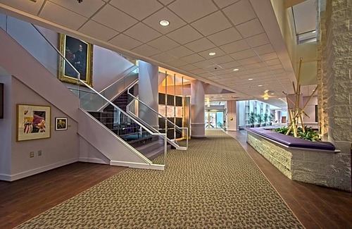 Gallaudet Hotel | 3-Star Hotel ∙ Kellogg Conference Hotel at Gallaudet University