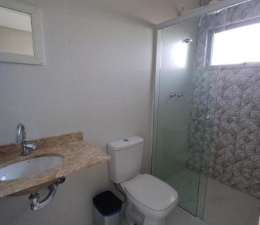 Mariscal Apartment | 3 suítes a 150m do mar na Praia Mariscal