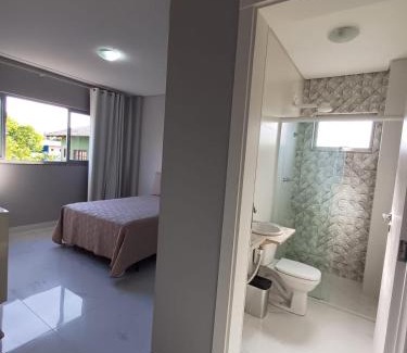 Mariscal Apartment | 3 suítes a 150m do mar na Praia Mariscal