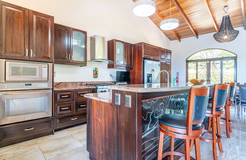 Ojochal House | 3 suites-Privacy-Gated-Sunset Ocean Views-Luxury