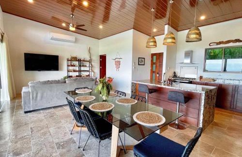 Lagunas de Baru House | 3 Suites-views-private Pool-near Dominical-luxury