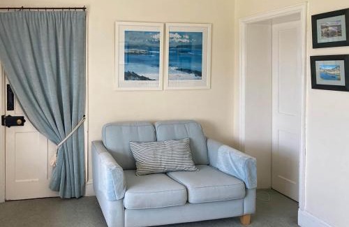 Downderry House | 3 The Coastguards