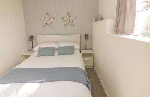 Hope-Cove House | 3 Thornlea Mews