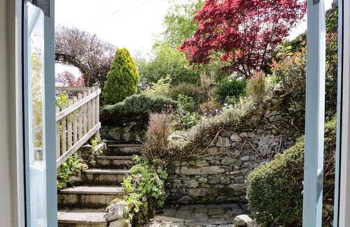 Lindale Cottage | 3 TOWER VIEW, family friendly, character holiday cottage in Lindale