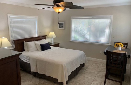 Siesta Key Hotel | #3-TwinPalms-King Studio Suite