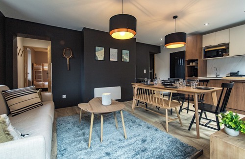 Orelle Apartment | 3 Vallées skiing & cycling – full comfort stay