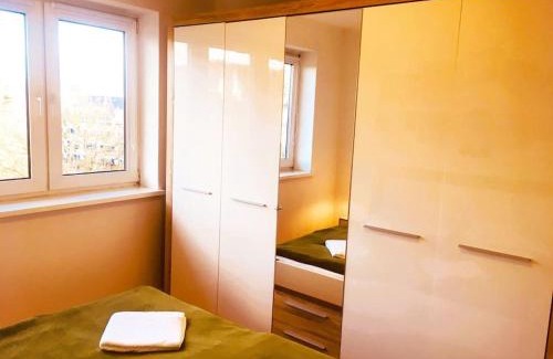 Russee - Hammer Apartment | 3-Zimmer-Apartment mit Parkplatz in City-Nähe !