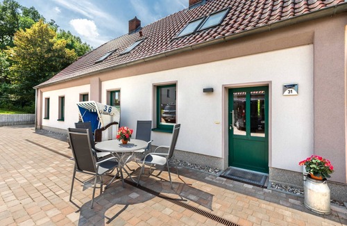 Kroepelin Apartment | 3- Zimmer- Ferienhaushälfte Lucky 2 - Familien Ferienhof Lucky bei Kühlungsborn OFC 08