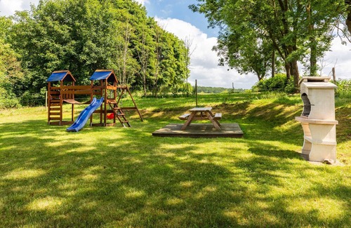 Kroepelin Apartment | 3- Zimmer- Ferienhaushälfte Lucky 2 - Familien Ferienhof Lucky bei Kühlungsborn OFC 08